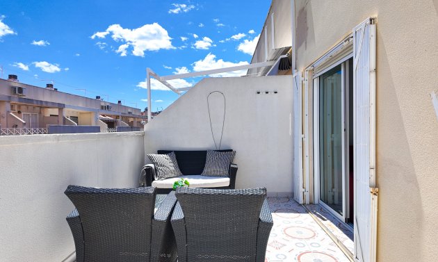 Resale - Apartment -
Torrevieja - Parque las naciones