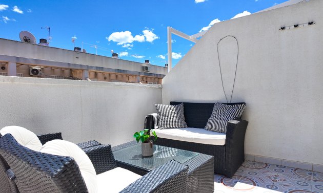 Resale - Apartment -
Torrevieja - Parque las naciones
