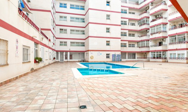 Resale - Apartment -
Torrevieja - Parque las naciones