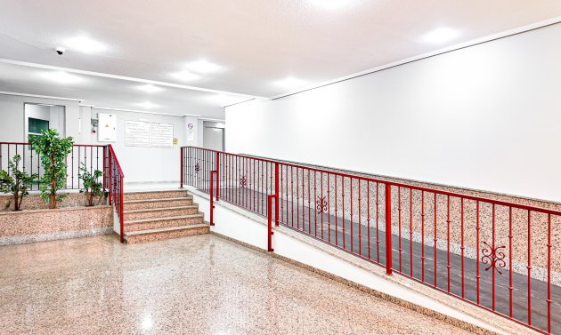 Resale - Apartment -
Torrevieja - Parque las naciones