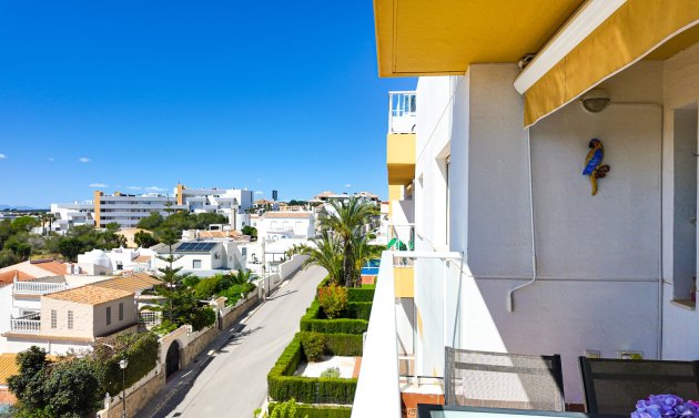 Reventa - Apartamento -
Orihuela Costa - Villamartín