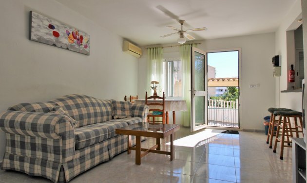 Resale - Townhouse -
Villamartín - Villamartin