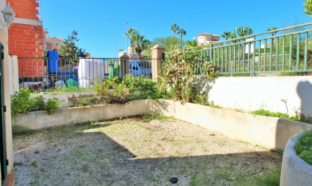 Resale - Townhouse -
Villamartín - Villamartin