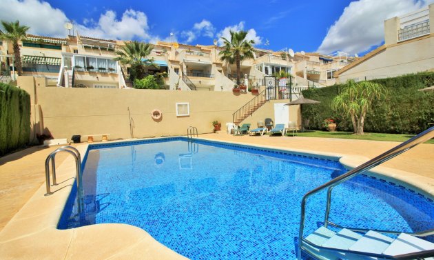 Resale - Townhouse -
Villamartín - Villamartin