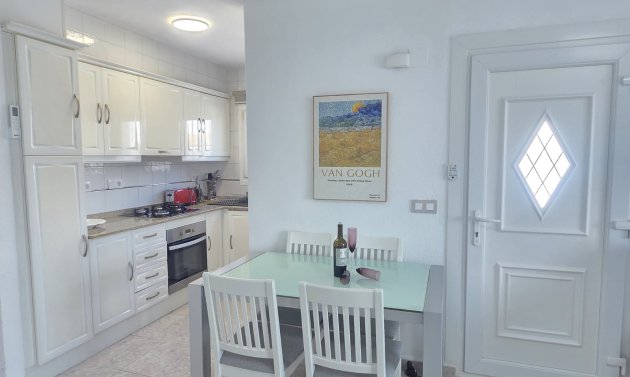 Resale - Apartment -
Villamartín - Verdemar