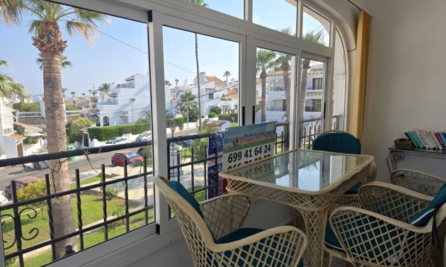Resale - Apartment -
Villamartín - Verdemar