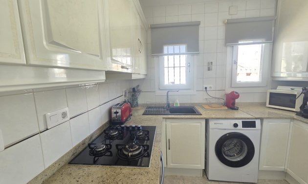 Resale - Apartment -
Villamartín - Verdemar