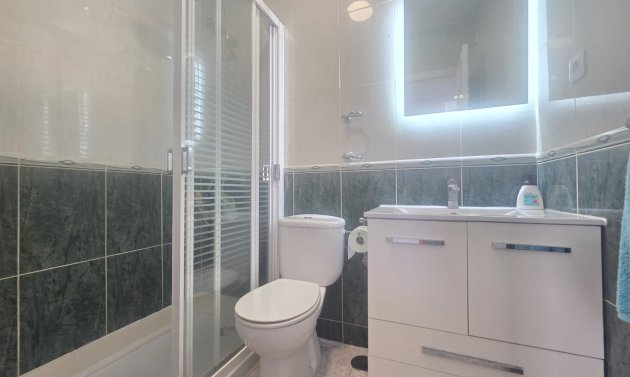 Resale - Apartment -
Villamartín - Verdemar