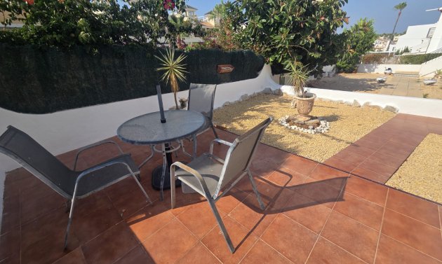 Resale - Apartment -
Villamartín - Verdemar