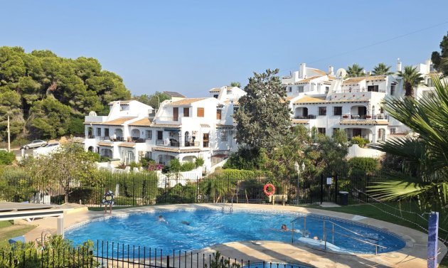 Resale - Apartment -
Villamartín - Verdemar
