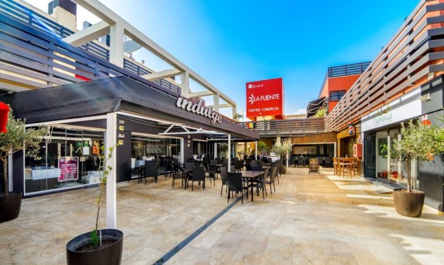 Resale - Apartment -
Villamartín - Verdemar