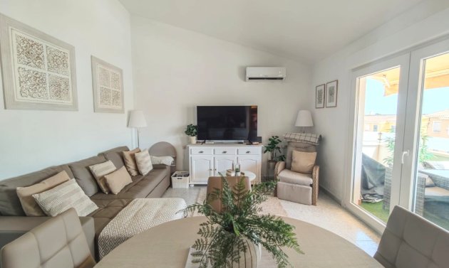 Resale - Apartment -
Villamartín - Lomas Golf