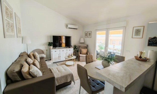 Resale - Apartment -
Villamartín - Lomas Golf