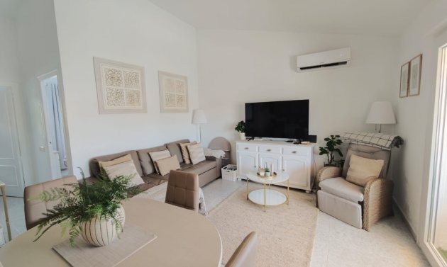 Resale - Apartment -
Villamartín - Lomas Golf