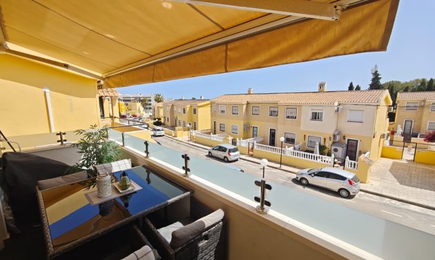 Resale - Apartment -
Villamartín - Lomas Golf