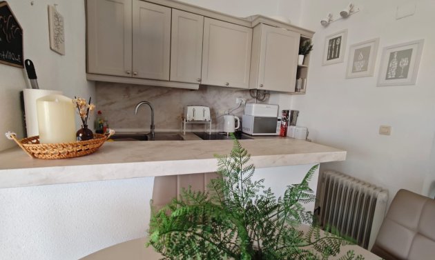 Resale - Apartment -
Villamartín - Lomas Golf