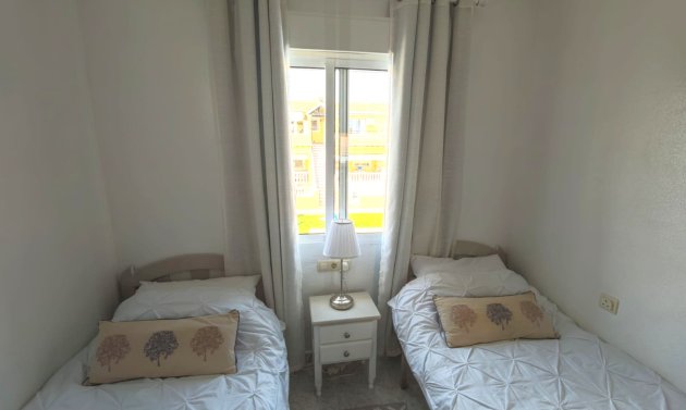 Resale - Apartment -
Villamartín - Lomas Golf