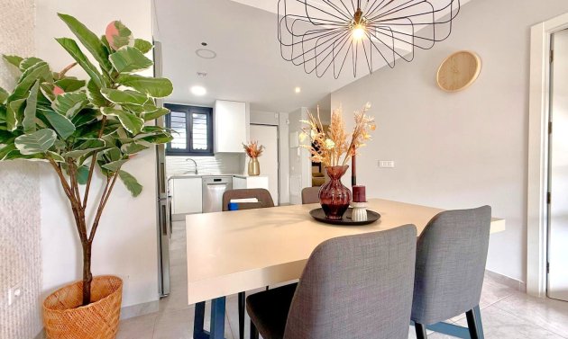 Resale - Apartment -
Orihuela Costa - Villamartín