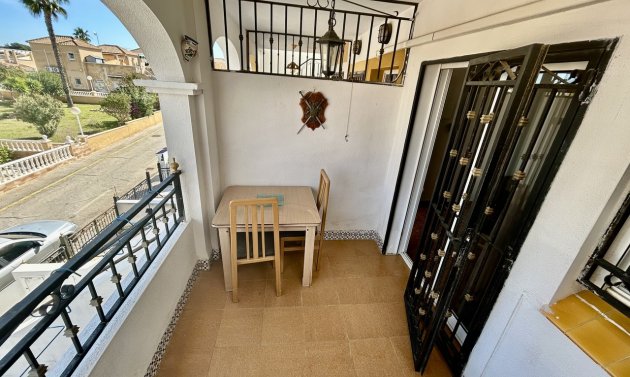 Resale - Apartment -
Los Altos - Dream Hills