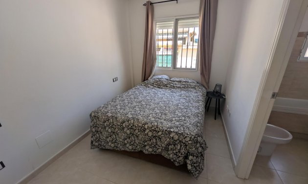 Resale - Villa -
Algorfa - Lo Crispen