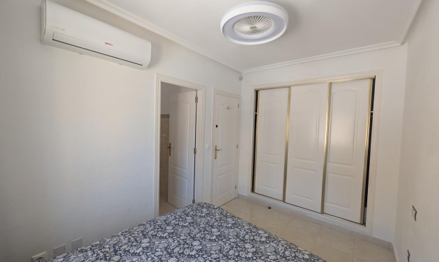 Resale - Villa -
Algorfa - Lo Crispen