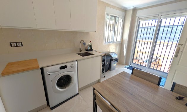 Resale - Villa -
Algorfa - Lo Crispen