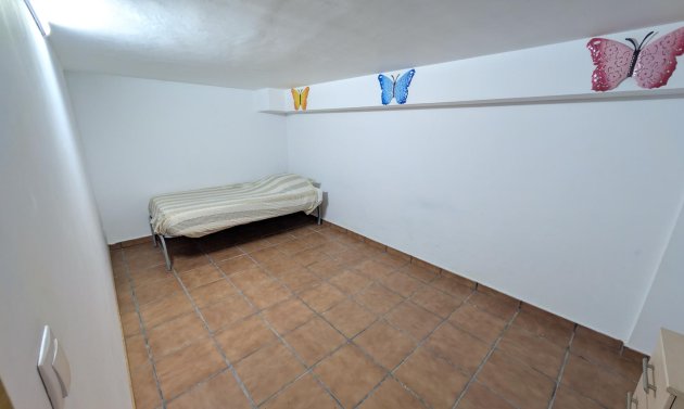 Resale - Villa -
Algorfa - Lo Crispen