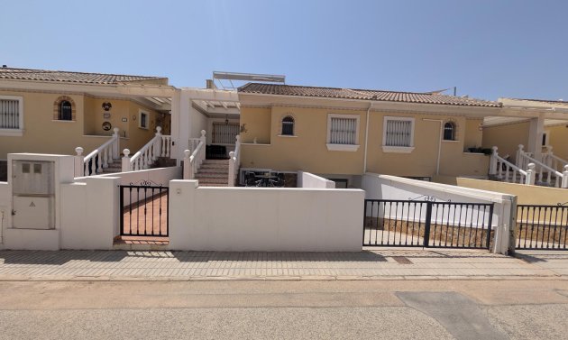 Resale - Villa -
Algorfa - Lo Crispen
