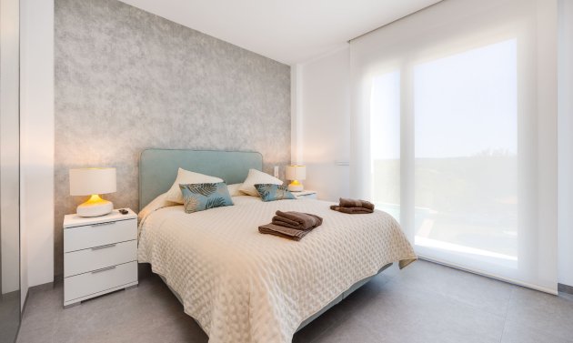 Reventa - Apartamento -
Campoamor - Las Colinas Golf and Country Club