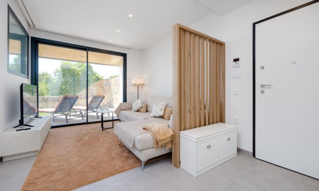 Reventa - Apartamento -
Campoamor - Las Colinas Golf and Country Club