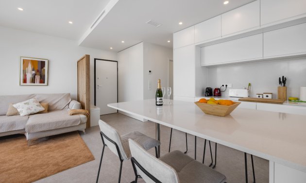 Reventa - Apartamento -
Campoamor - Las Colinas Golf and Country Club