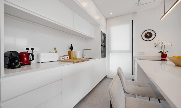 Reventa - Apartamento -
Campoamor - Las Colinas Golf and Country Club
