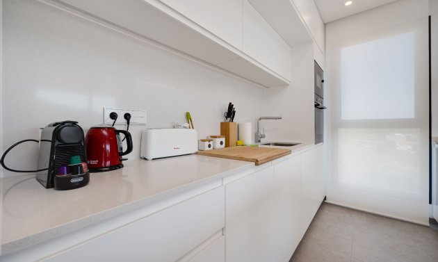 Reventa - Apartamento -
Campoamor - Las Colinas Golf and Country Club