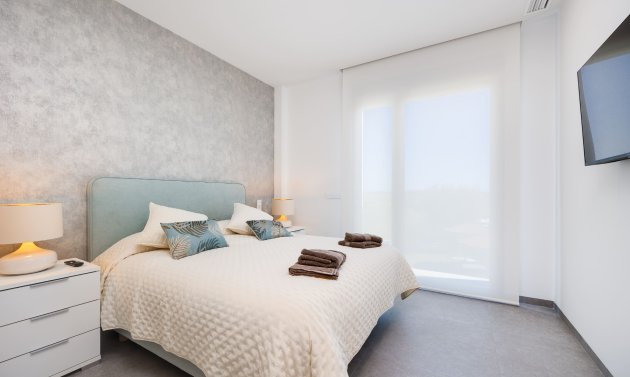 Reventa - Apartamento -
Campoamor - Las Colinas Golf and Country Club