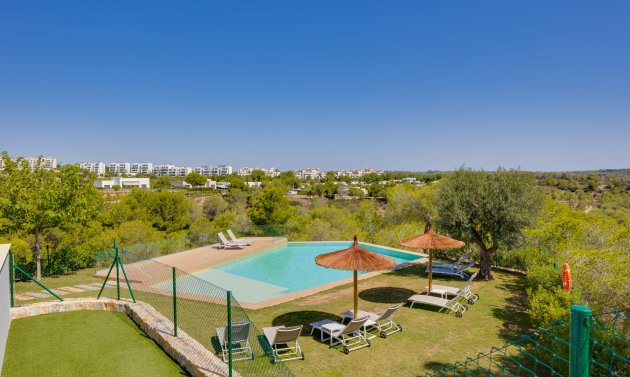 Reventa - Apartamento -
Campoamor - Las Colinas Golf and Country Club