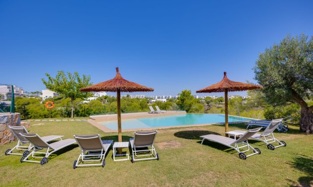 Reventa - Apartamento -
Campoamor - Las Colinas Golf and Country Club