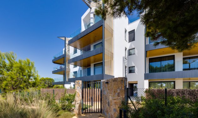Reventa - Apartamento -
Campoamor - Las Colinas Golf and Country Club