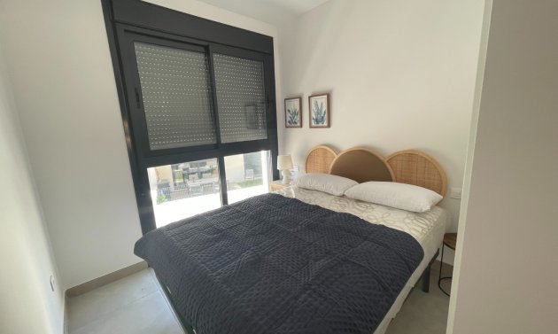Reventa - Apartamento -
Villamartín - PAU 26