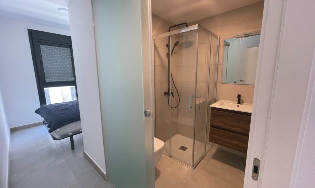 Reventa - Apartamento -
Villamartín - PAU 26