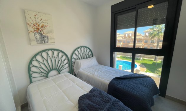 Reventa - Apartamento -
Villamartín - PAU 26