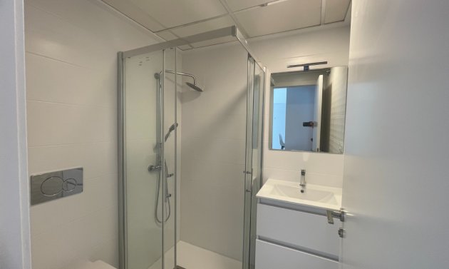 Reventa - Apartamento -
Villamartín - PAU 26