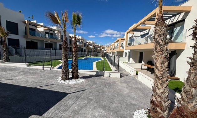 Reventa - Apartamento -
Villamartín - PAU 26
