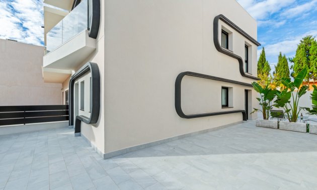 Resale - Semi Detached Villa -
Torre de la Horadada