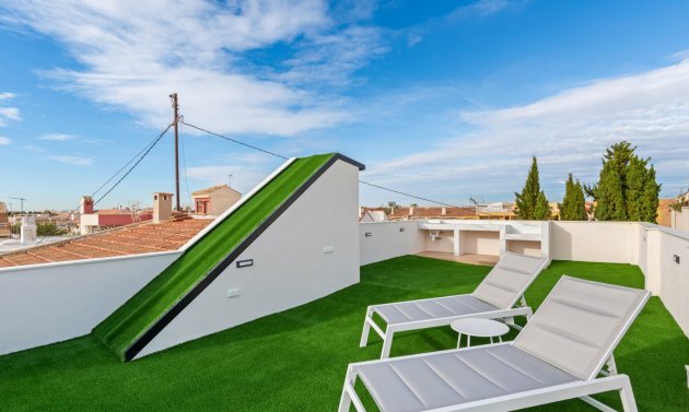 Resale - Semi Detached Villa -
Torre de la Horadada