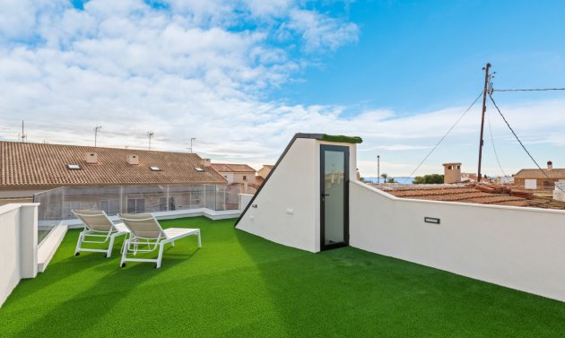 Resale - Semi Detached Villa -
Torre de la Horadada