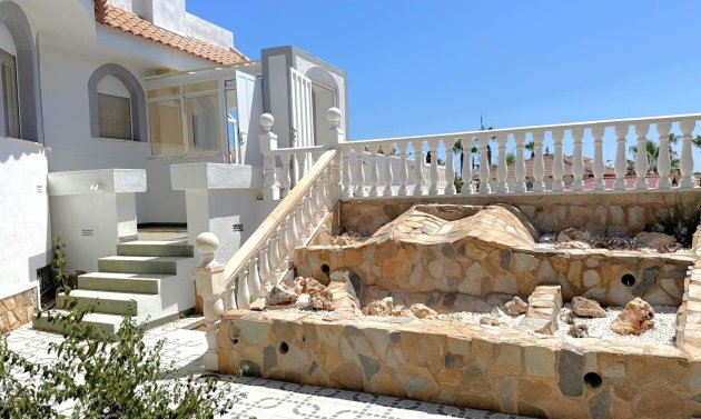 Resale - Villa -
San Miguel de Salinas - Blue Lagoon
