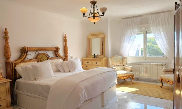 Resale - Villa -
San Miguel de Salinas - Blue Lagoon