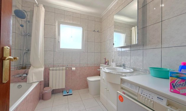 Resale - Villa -
San Miguel de Salinas - Blue Lagoon