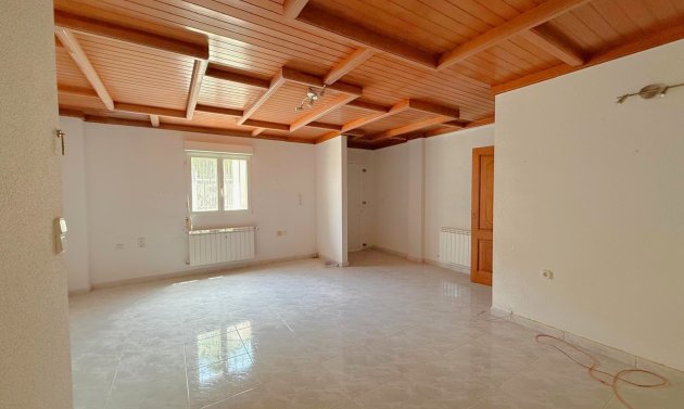 Resale - Villa -
San Miguel de Salinas - Blue Lagoon