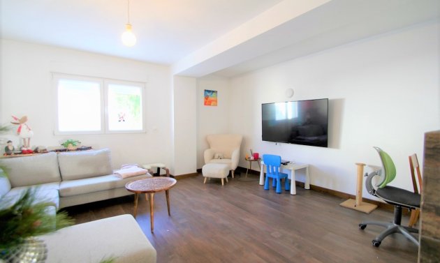 Resale - Villa -
Rojales - Ciudad Quesada